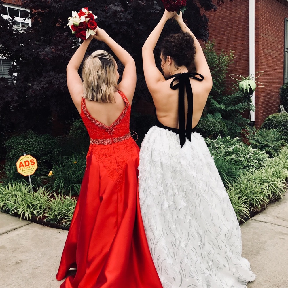 Prom dress! - Picture 2 of 2